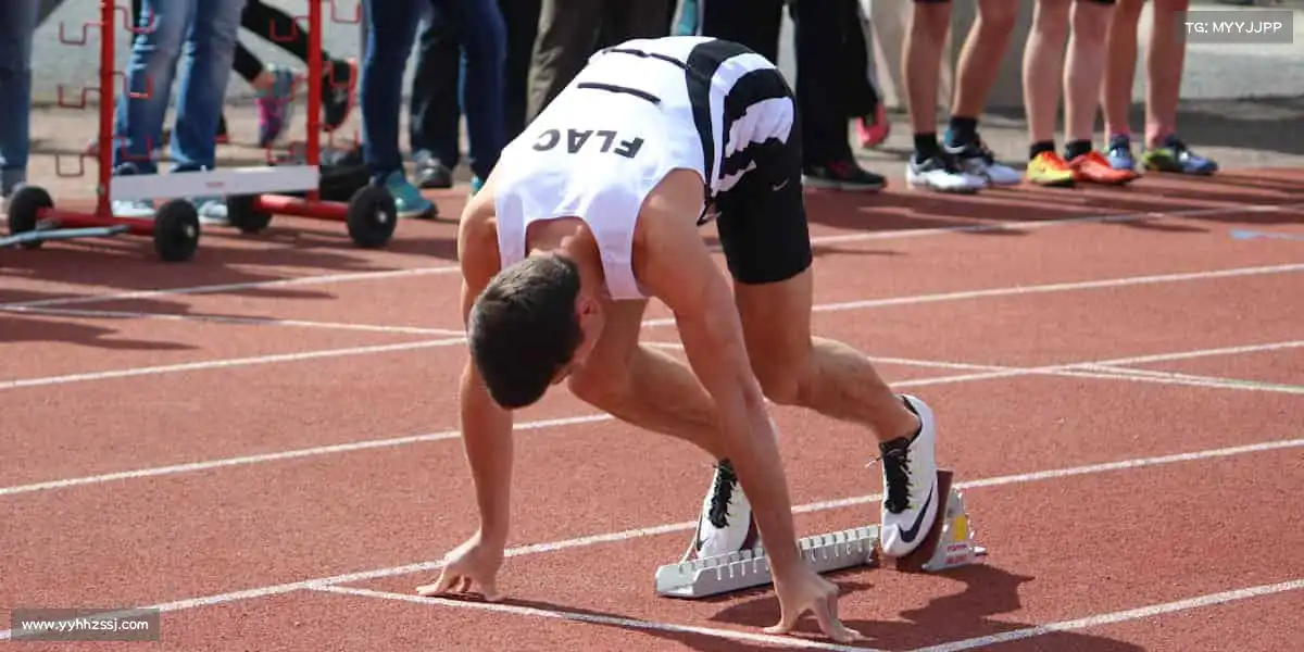 <strong>lewin乐玩</strong>🎾挥动球拍，让热爱在球场上肆意生长！